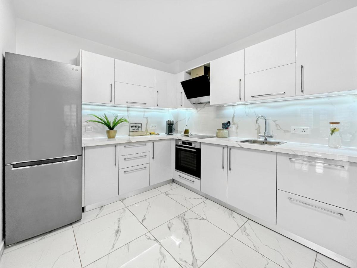 The Encino - Luxury Seaside Appartement *